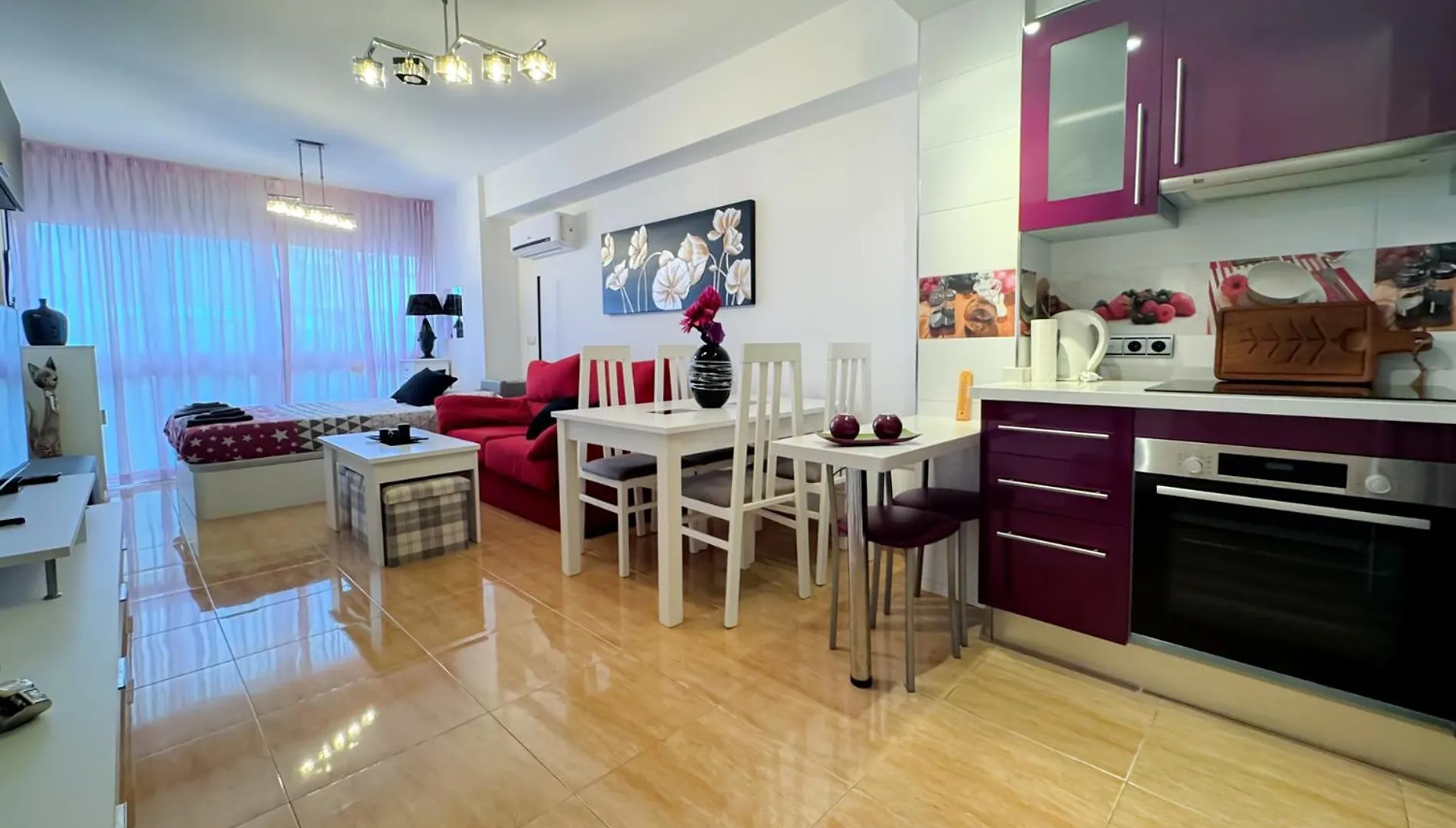 Estudio En El Centro De Nerja location